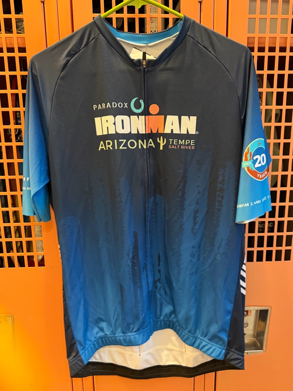 Ironman Arizona 2005 Cycling Jersey SZ XXL. NWT
